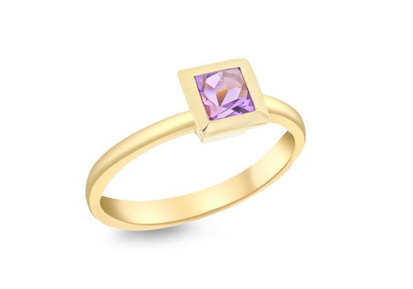 9ct GOLD STONE SET SQUARE AMY Ring
