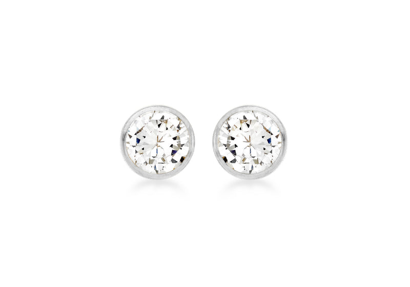 18ct White Gold Zirconia Stud Earrings