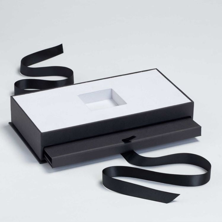 Harper Kendall Luxury Engagement Gift Box Set9